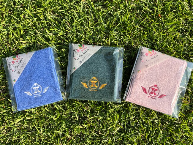 神田外語大学(KUIS)オリジナルグッズ ハンカチ 神田外語大学(KUIS)オリジナルグッズ ハンカチ