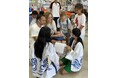 【京都外国語大学】地元の小中学生と外国人観光客を言葉でつなぐ！「保津川下り 外国人観光客アンケート調査」に本学学生が語学サポーターとして今年も参加（７月25日〜７月31日）