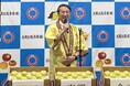 大阪市中央卸売市場本場の今季初競りで過去最高値１箱（１０㎏）６０万円！平井知事「産地鳥取県では歓喜が弾けた！」