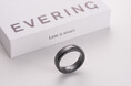 全国のauショップなどで「EVERING」発売