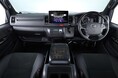 ハイエース(200系)専用 コンソール取付型ワイヤレスW充電器を発表