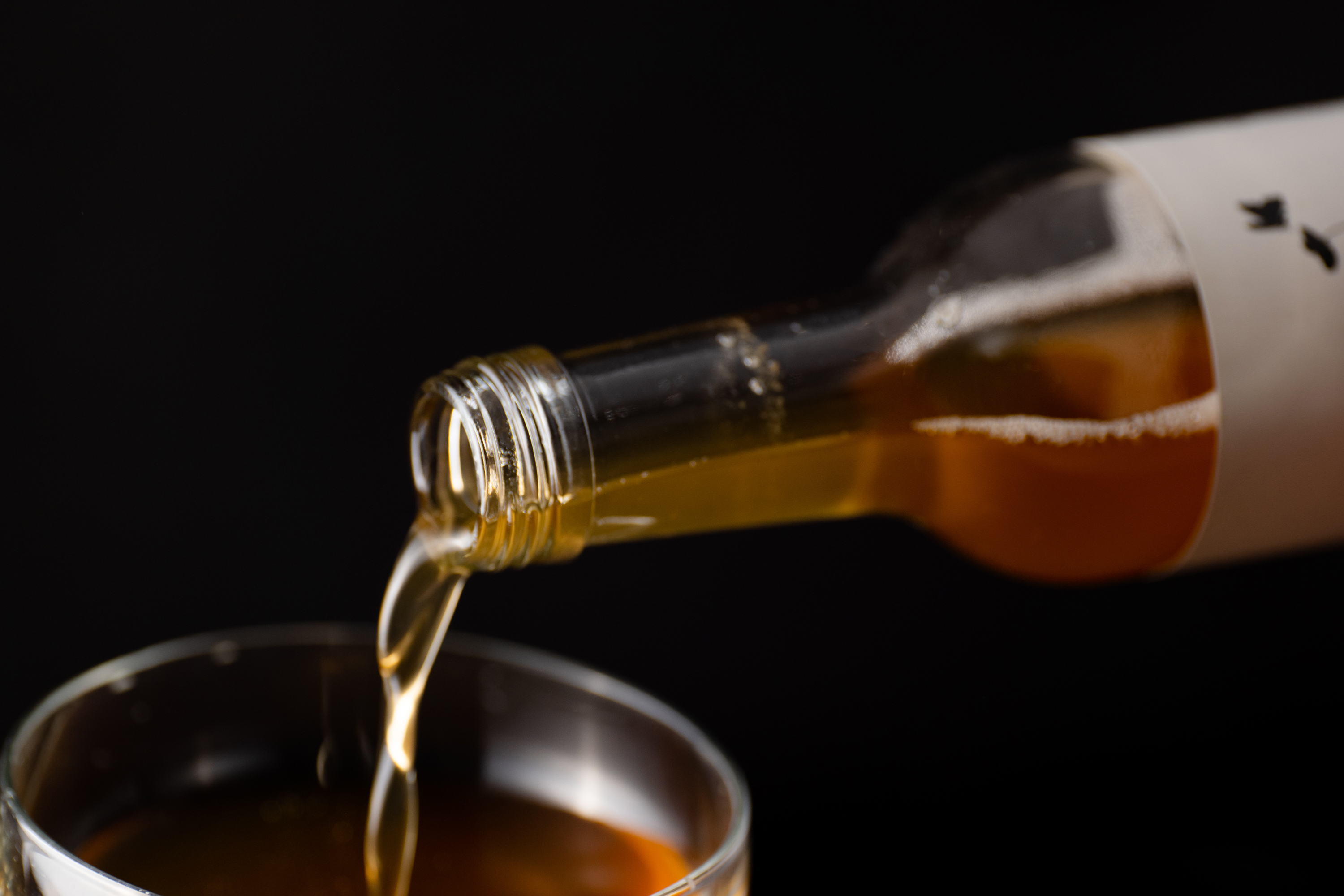 お花の香りが口いっぱいに広がる エルダーフラワーカモミールシロップ を昨年好評につき今年も8月中旬より販売開始いたします 栖コーポレーション合同会社のプレスリリース