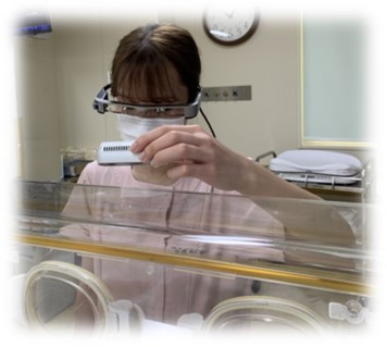 デリケートな新生児に触れずに体重を計測-3Dカメラによる新生児身体測定システム デジタル共創ラボCoCo-CAFE NOBEOKAに展示|旭