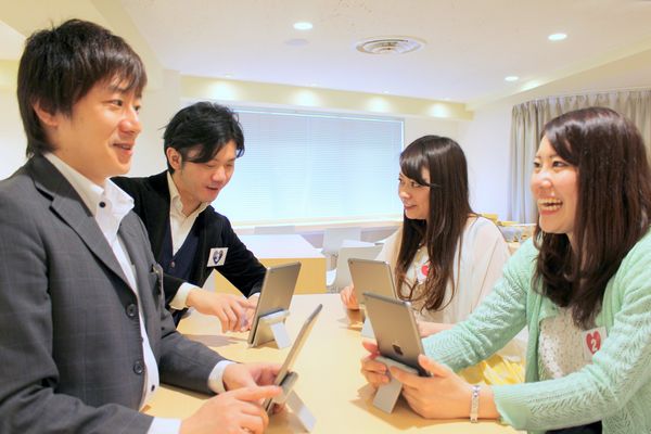 【総合婚活サービスのibj】ipad Miniだけでカップル成立まで完結できる婚活パーティーを本格始動。専用の直営会場を新宿三丁目にオープン