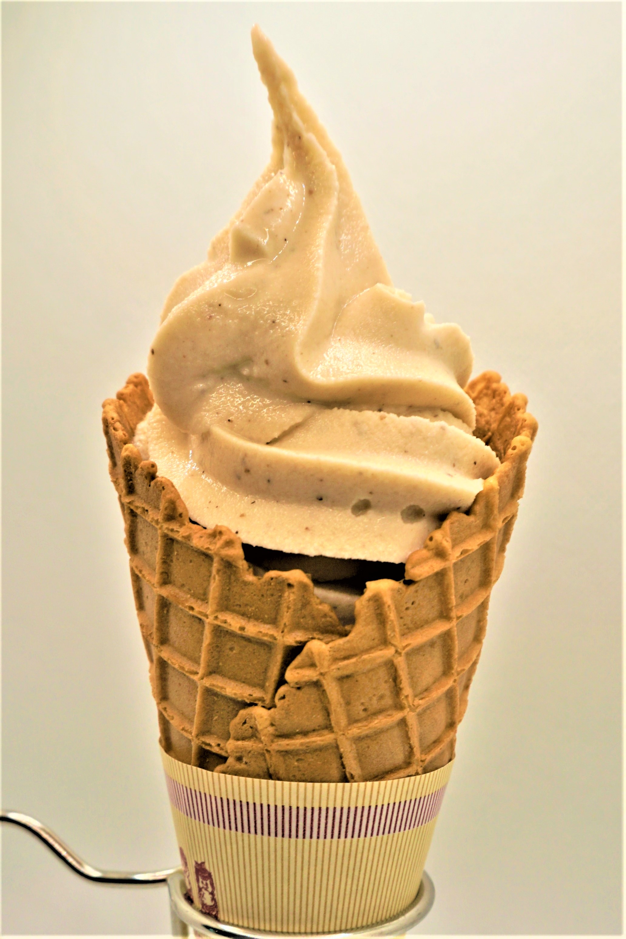 地元中学生の育てたお豆 花豆 で作ったスイーツ 花豆ソフトクリーム 21年6月26日より販売開始 株式会社五竜のプレスリリース