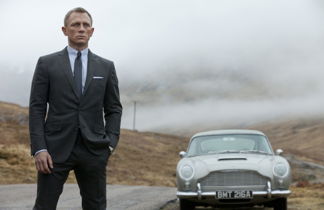 『００７／スカイフォール［フルスクリーン版］』SKYFALL (c) 2012 Danjaq, United Artists, CPII. 007 and related James Bond Trademarks, TM Danjaq.