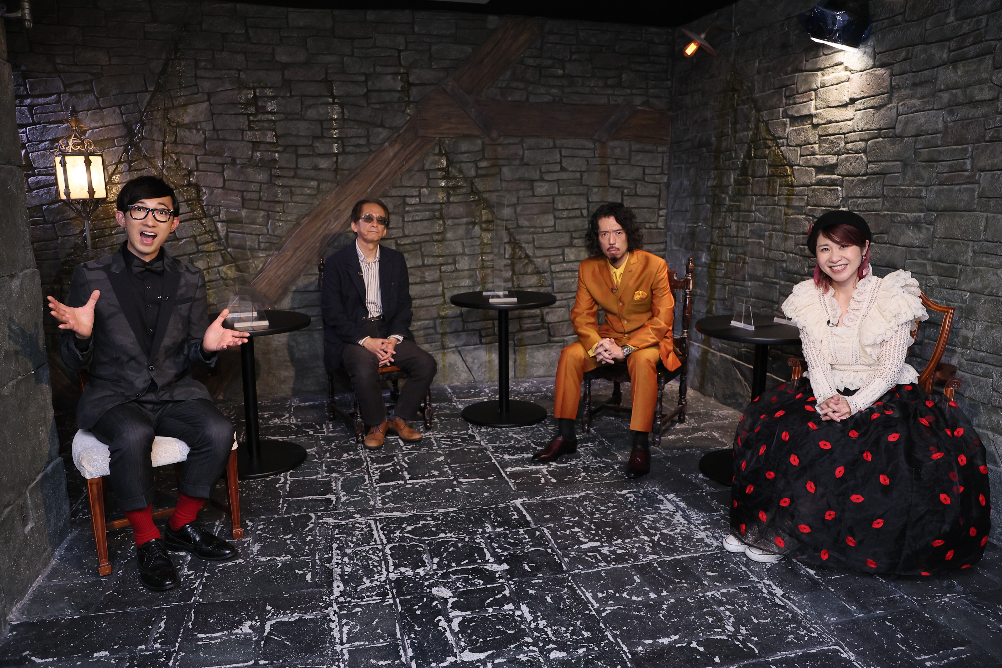 海外ドラマ チャペルウェイト 呪われた系譜 映画好き芸人こがけんをmcに迎えた特別番組配信決定 ホラー好き大注目 海外ドラマ チャペルウェイト 呪われた系譜 徹底ガイド 株式会社スター チャンネルのプレスリリース