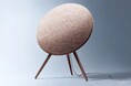 アイコニックなスピーカー「Beosound A9」に新色「Sienna Brown」が登場