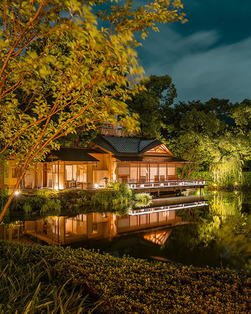 フォーシーズンズホテル京都】日本庭園「積翠園」で秋のライトアップを楽しむ新サービスを開始 | フォーシーズンズ ジャパンコレクションのプレスリリース