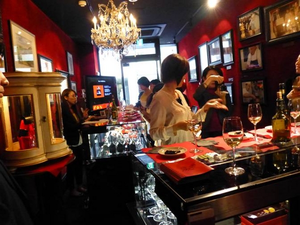 イルサンジェー銀座ブティックにて開催されたプレス会風景