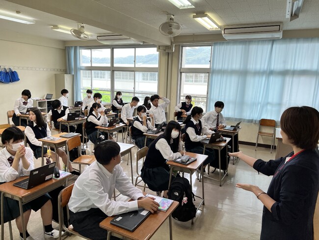 2022年4月開始