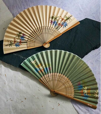 例年人気のハンディファンクールタオル