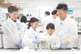 都市型ラボで、社内イベント“親子シャンプーづくり教室”を開催