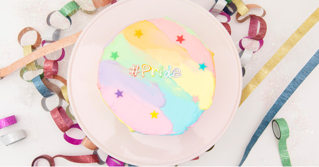 Cake With Pride Lgbtq コミュニティを支援するレインボーケーキが全国配送対応で予約開始 Cake Withのプレスリリース