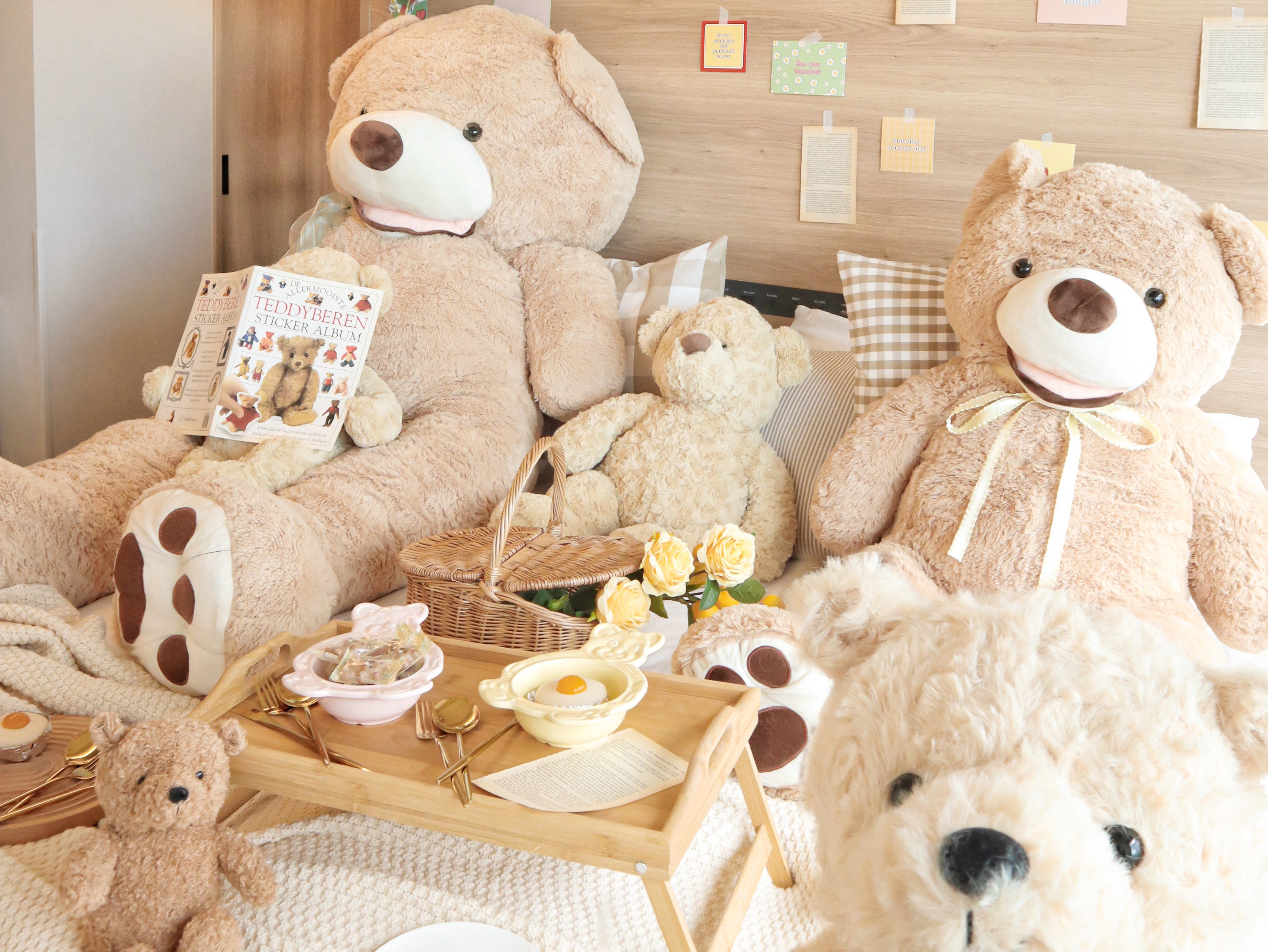 アパートメントホテル「MIMARU東京 新宿WEST」の一室に、テディベアとピクニック気分が味わえる『Teddy  Room（テディルーム）』が登場｜株式会社コスモスホテルマネジメントのプレスリリース