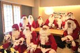 世界中から集まったサンタが客室にプレゼントを届ける「クリスマス」 ~海外ゲストとともに楽しんだ、クリスマス&お正月~