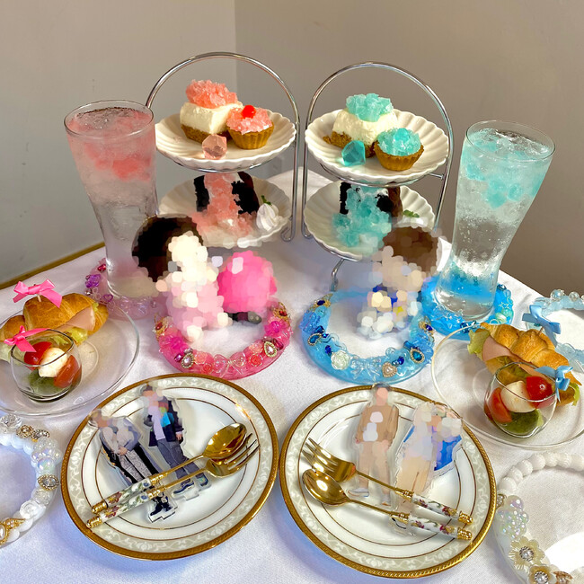【推し活応援Cafe de Lapis】オリジナル「推し活グッズ」レンタル付き Miniアフタヌーンティーセット期間限定販売|株式会社ビコーズ ...