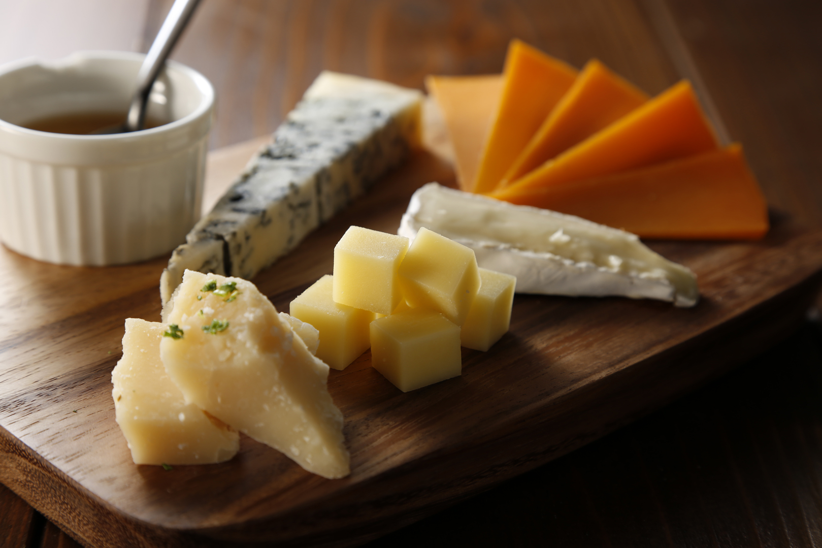最大300種類の世界のチーズが大集合 チーズフェスティバル 開催 株式会社成城石井のプレスリリース