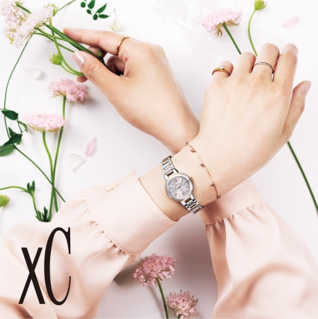xC（クロスシー）腕時計