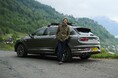 グシュタード・ガイとのコラボレーションによる特別仕様車「ベンテイガ EWB シャレー・エディション」発表