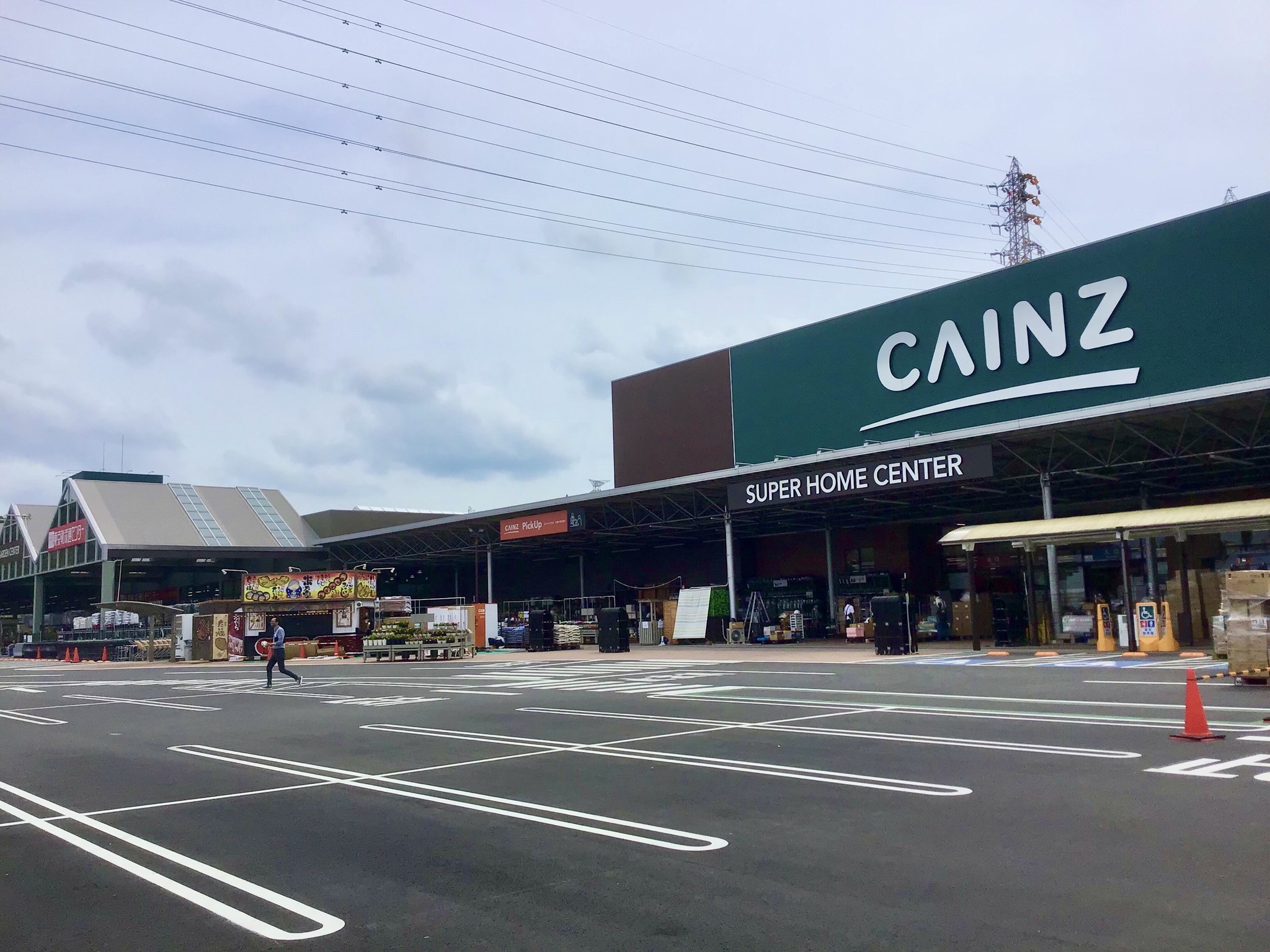 西日本地域 カインズ最大の店舗が全面改装カインズ桑名店 リニューアルオープン 株式会社カインズのプレスリリース