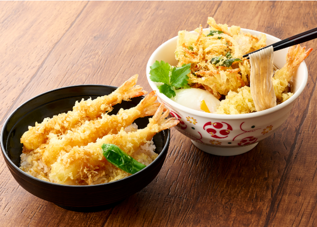 (左)海老天丼 680円(税込) 　　　　(右)まんぷく天そば 780円(税込)