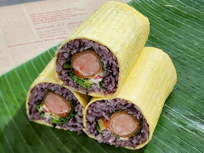 タイ風彩りエビカツ恵方巻　1,620円／ハーフサイズ896円 ミスターチキン鶏飯店（品川）