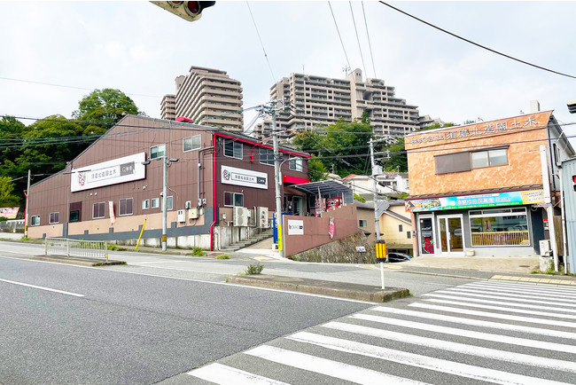 神戸市須磨区白川台の本社及び多目的スタジオ。
