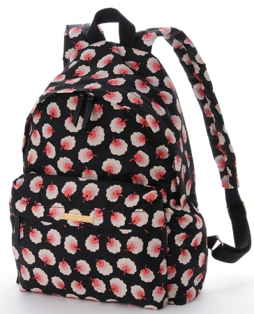 ＜ステラ マッカートニー＞ バックパック　86,400円 ■本館３階