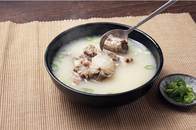 ＜博多大東園＞ ゲンコツテールスープ　900g　2,376円