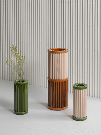 Rombini Vase A　￥242,000（税込） Rombini Vase B　￥440.000（税込） Rombini Vase C　￥440.000（税込） Courtesy Mutina, Gerhardt Kellermann