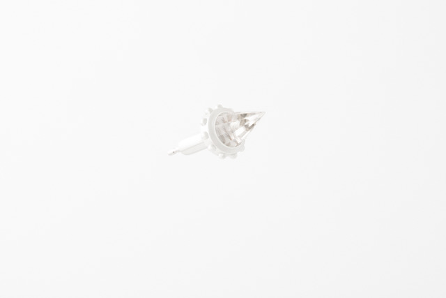 Spike Earrings（White Quartz）￥42,120