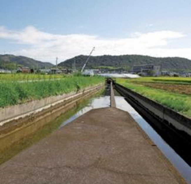 上部井用水 (うわべいようすい) 上部井用水 (うわべいようすい)