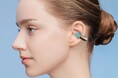 ナガオカ、“耳をふさがない”新感覚のイヤーカフ型完全ワイヤレスイヤホン「NCUFF20」を発売