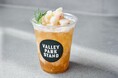 sequence MIYASHITA PARKカフェ「VALLEY PARK STAND」が青山学院大学とコラボレーションフェアトレード茶葉を使った限定ドリンクを発売!