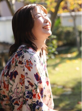小野 彰子 氏