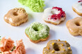【RACINES DONUT】お母さんへ贈る、紅茶の香りと花のかたち。「母の日ドーナツ」が期間限定で登場!