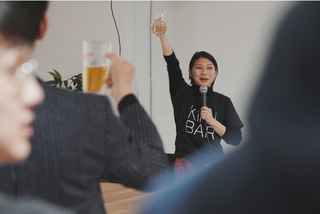 キャッシュオン形式のスタンディングバー累計100万円