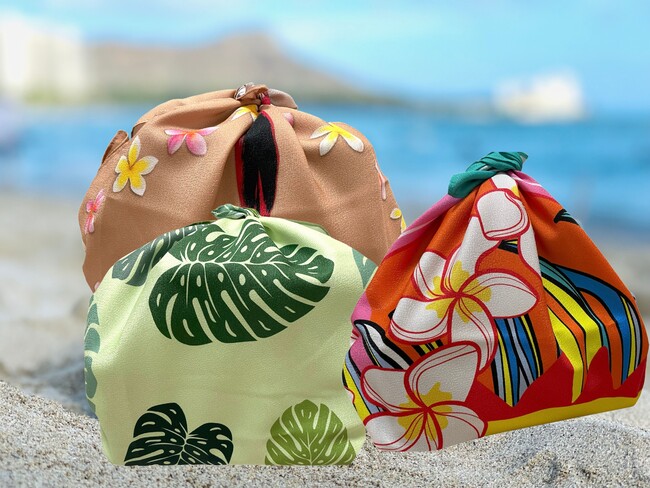 ハワイ在住アーティストのデザインとコラボした風呂敷