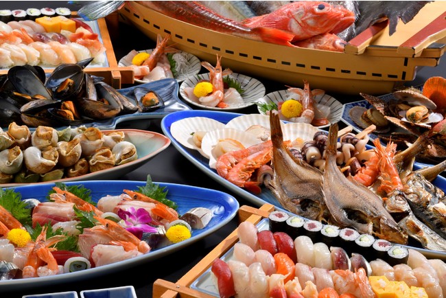 夕食は、三陸の「海の幸」と「山の幸」をお好きなだけ味わえるビュッフェスタイル 夕食は、三陸の「海の幸」と「山の幸」をお好きなだけ味わえるビュッフェスタイル