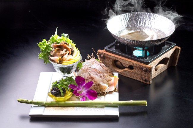 坂出市の松山漁協が養殖に成功して丁寧に育てた「瀬戸内あわび」 しゃぶしゃぶと刺身でお召し上がりください 坂出市の松山漁協が養殖に成功して丁寧に育てた「瀬戸内あわび」 しゃぶしゃぶと刺身でお召し上がりください