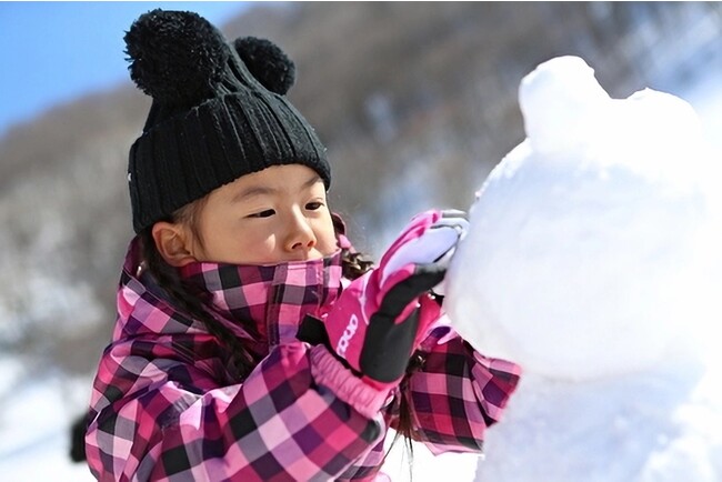 ホテル前に広がる園地でも、思う存分雪遊びを楽しめます ホテル前に広がる園地でも、思う存分雪遊びを楽しめます