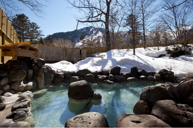 水曜日　奥日光森のホテル 　奥日光随一の規模を誇る大露天岩風呂です