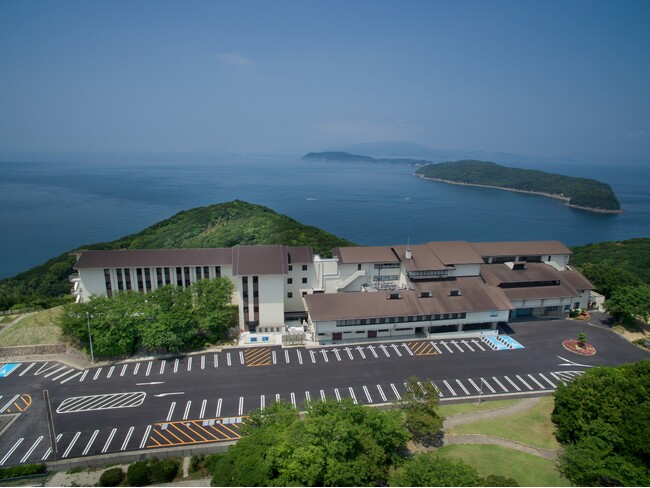 紀淡海峡、友ヶ島、淡路島を望む絶景のロケーション