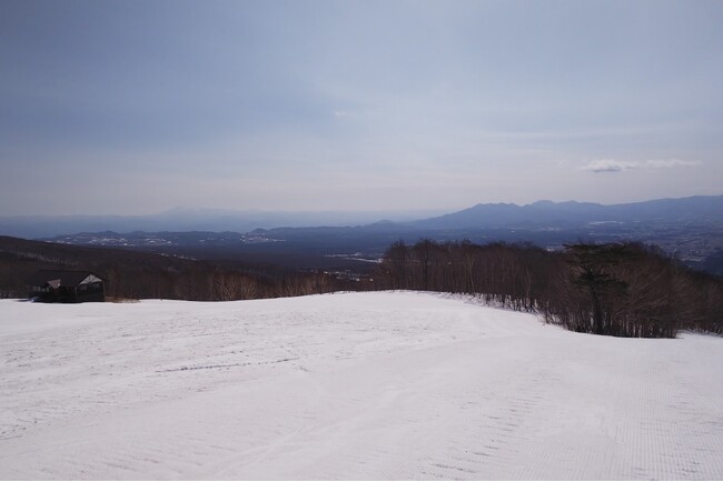 このような風景を見ながらハイキングを楽しみます