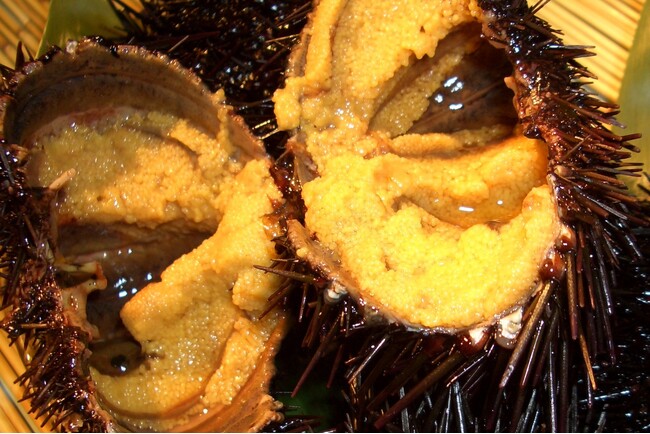 岩手産のウニは、大きな身、濃厚な甘みがあり美味しいと人気