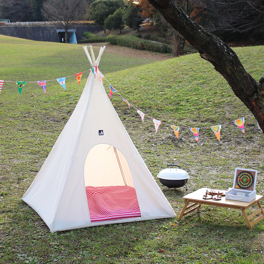 ワクワクが止まらない 持ち運びラクラクどこでも秘密基地 スパイスの Teepee Tent とプレイングタイムをスペシャルな時にしてくれる Fun Fun Led Banner 株式会社スパイスのプレスリリース