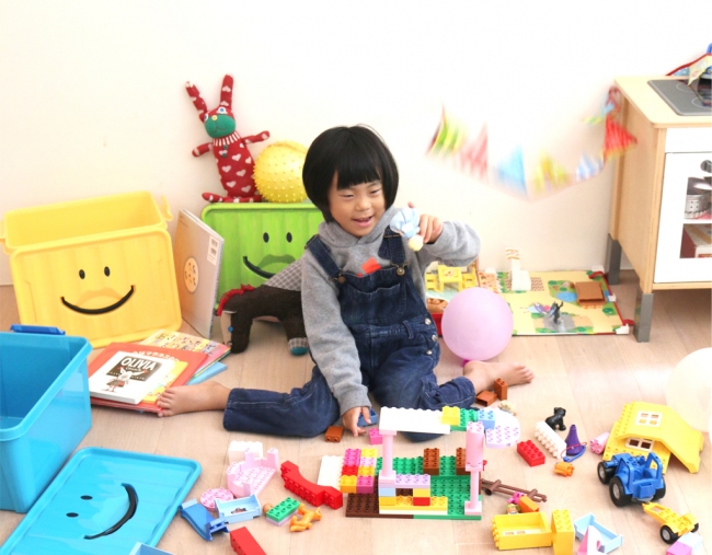 にっこり笑顔がかわいいフタ付き収納、スマイルボックス！ | 株式会社