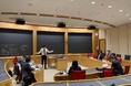 東京・岩倉高等学校の教員が名古屋商科大学を視察