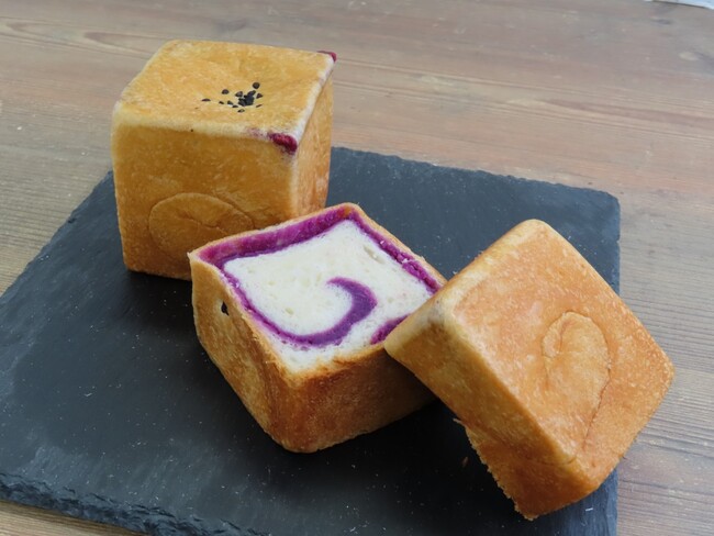 ミニ食パン紫芋